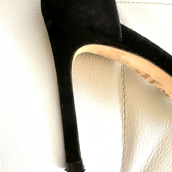 Stuart Weitzman Sabrine 100 embellished suede sandals ( Size 6.5) - Picture 9 of 10